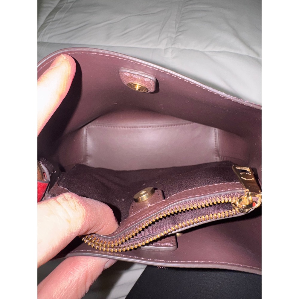 Coach Town Bucket Bag Red Pebbled Leather Gold Hardware Bag 91122 - Picture 4 of 9